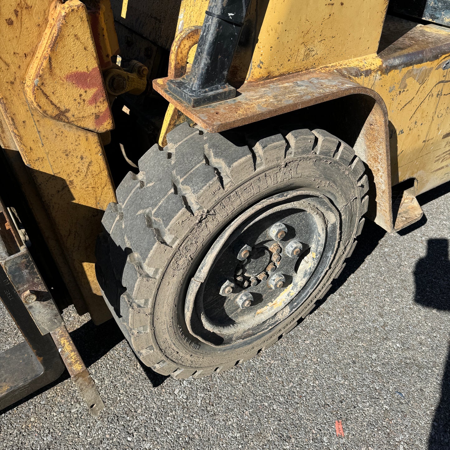 Caterpillar V60C Diesel Forklift